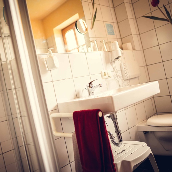 Unsere Badezimmer