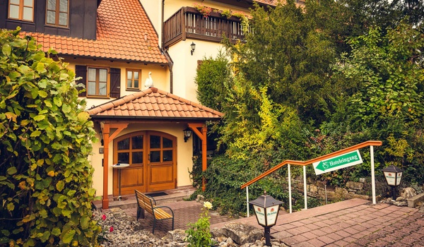 Willkommen im Landhotel Schwan Willkommen im Landhotel Schwan
